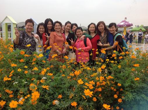 花美、景美、人更美————J9国际站第三制造部女员工游百万葵园随记-党团文化-J9国际站