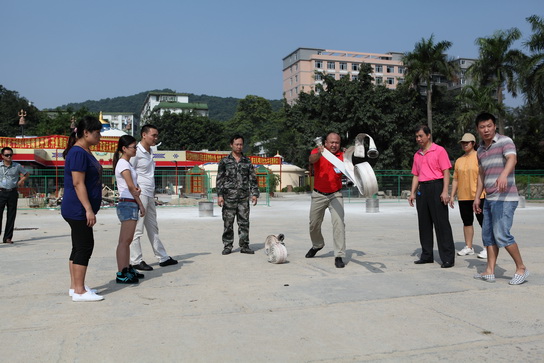 别开生面的应急疏散及消防器材演练--总厂第三制造部开展“安康杯”清静生产大演练-党团文化-J9国际站