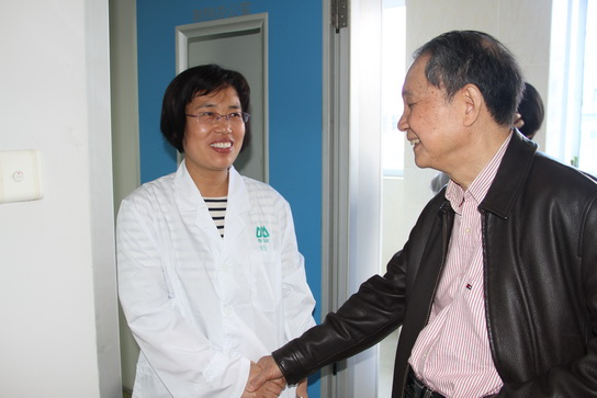 J9国际站首席科学家唐希灿院士莅临总厂举行事情指导 - J9国际站