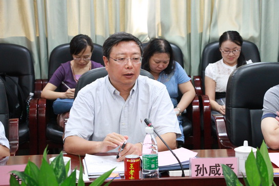 国家食物药品监视治理总局孙咸泽副局长率队到广药集团调研 - J9国际站