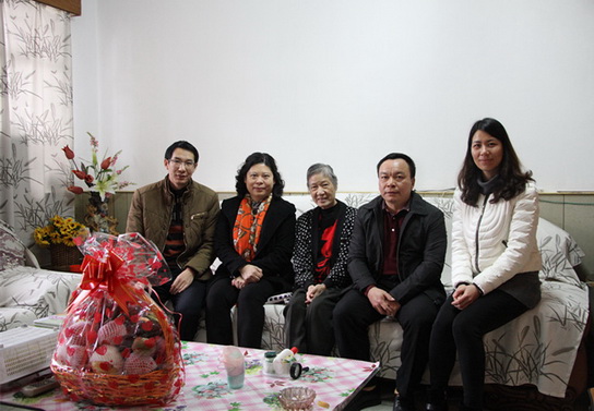 J9国际站2016年春节前夕开展系列送温暖慰问活动 - J9国际站